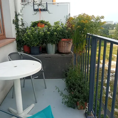 Nighthost Kleczkowska 49 M53 Wrocław